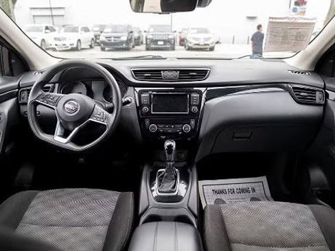 Used 2019 Nissan Rogue Sport SV image 14