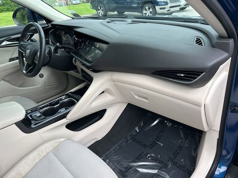 Used 2023 Buick Envision Preferred image 37