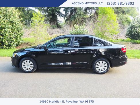 Used 2015 Volkswagen Jetta S FWD image 2