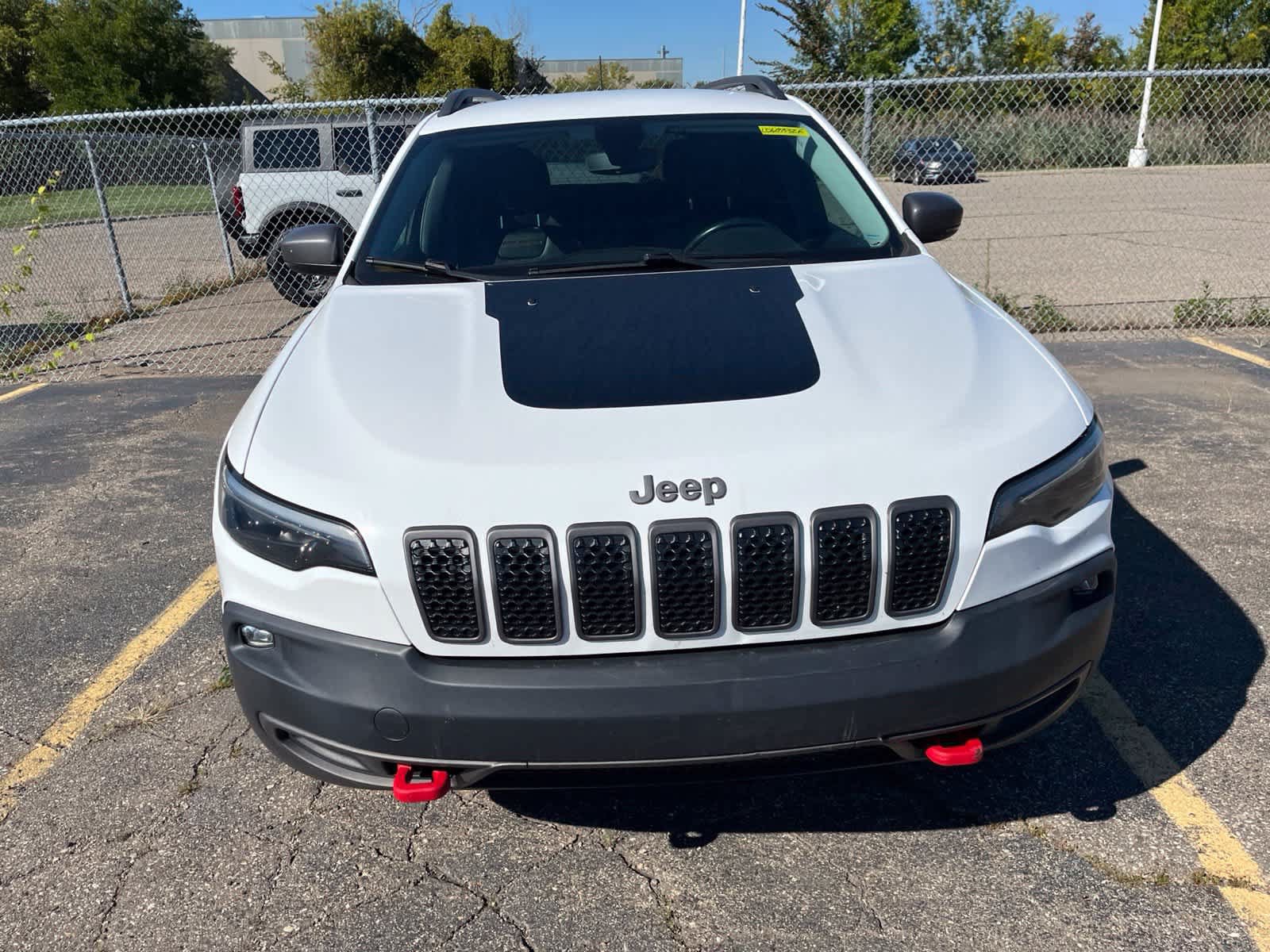 Used 2020 Jeep Cherokee Trailhawk w/ Cold Weather Group AWD/4WD image 21