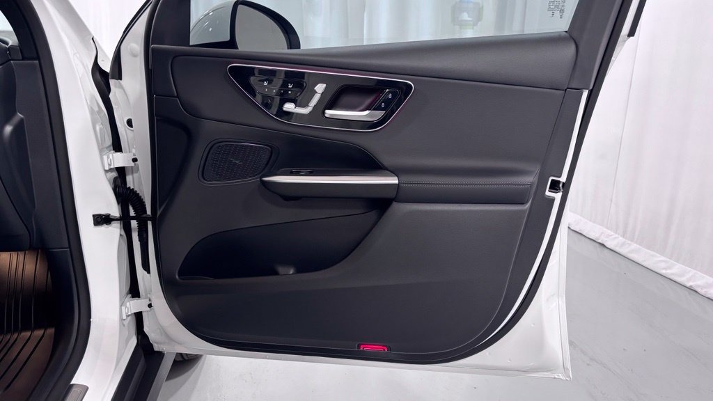 Certified 2025 Mercedes-Benz GLC 300 4MATIC image 20