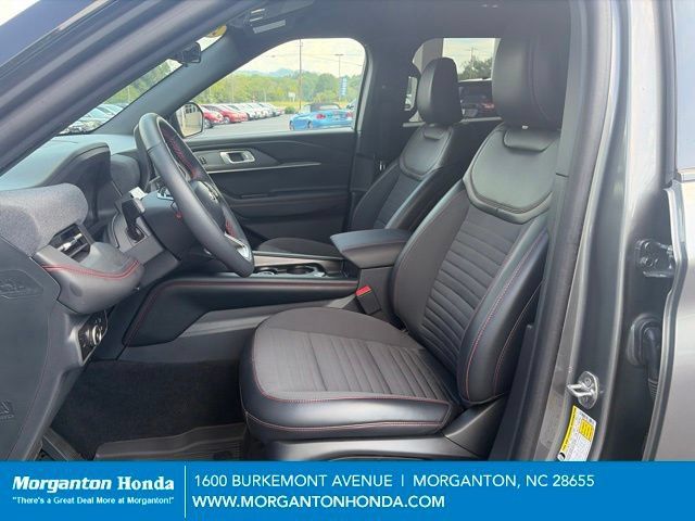 Used 2025 Ford Explorer ST-Line RWD image 11