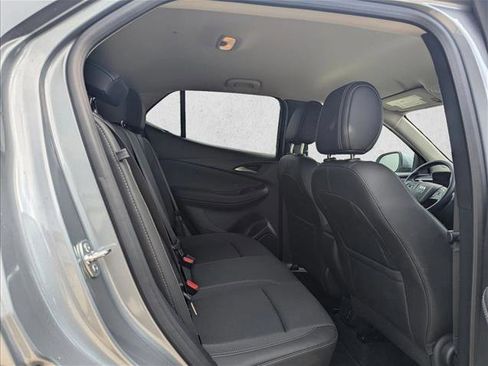Used 2025 Buick Encore GX Preferred FWD image 15