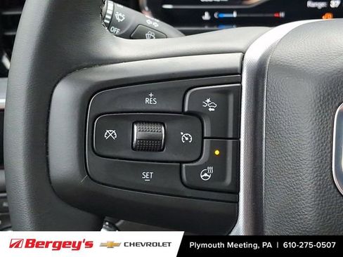 Certified 2025 GMC Sierra 1500 SLT image 21