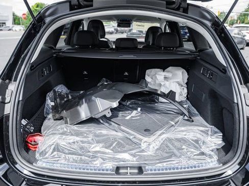 New 2025 Mercedes-Benz GLC 350e 4MATIC image 10