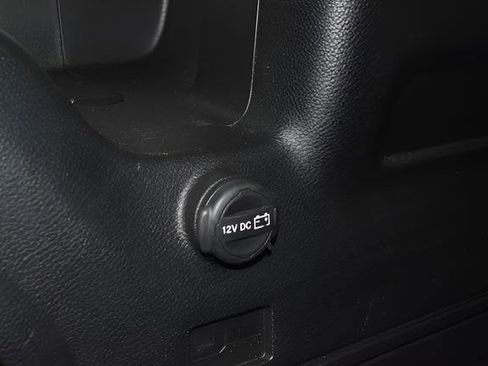 Used 2021 Jeep Wrangler Unlimited Sahara AWD/4WD image 29