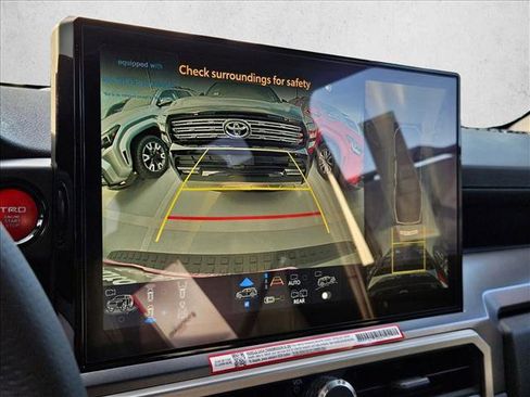 New 2026 Toyota 4Runner TRD Off-Road Premium AWD/4WD image 13