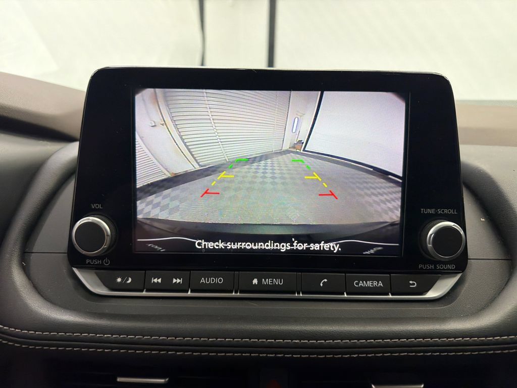 Used 2023 Nissan Rogue SV w/ SV Premium B Package FWD image 31