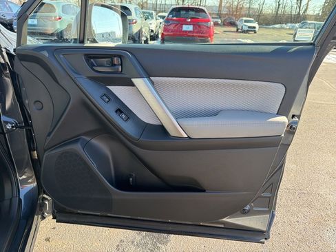 Used 2018 Subaru Forester 2.5i Premium image 27