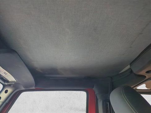 Used 2017 Jeep Wrangler Sahara image 8