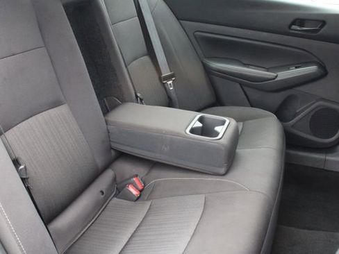 Used 2025 Nissan Altima 2.5 SV image 36