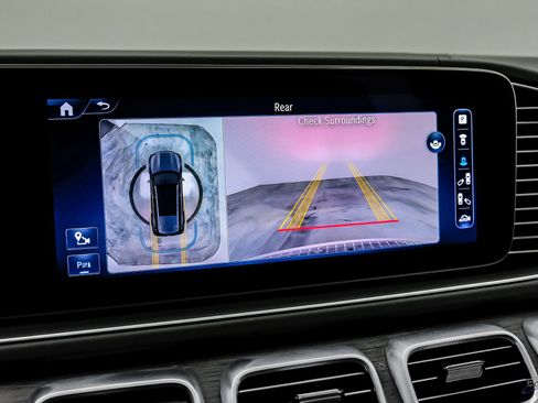 Used 2024 Mercedes-Benz Maybach GLS 600 4MATIC image 76