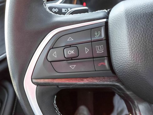 New 2025 Jeep Grand Cherokee Limited w/ Black Appearance Package image 23