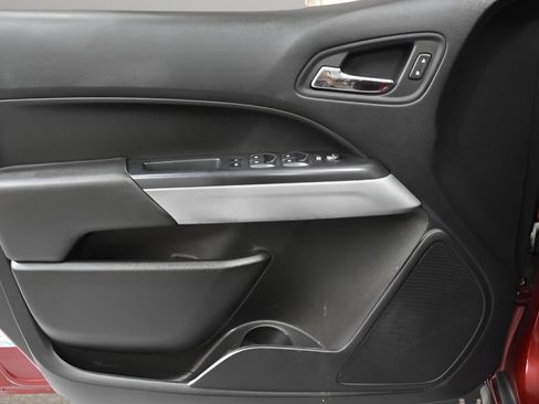 Used 2018 Chevrolet Colorado ZR2 image 34