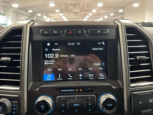 Used 2018 Ford F150 Raptor w/ Equipment Group 802A Luxury image 27