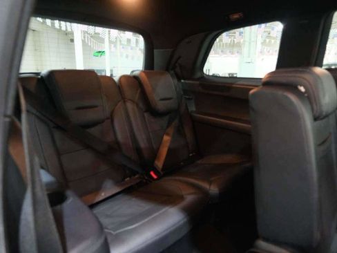 Used 2018 Mercedes-Benz GLS 550 4MATIC w/ Driver Assistance Package image 28