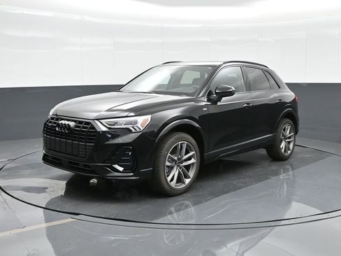New 2025 Audi Q3 2.0T Premium image 3