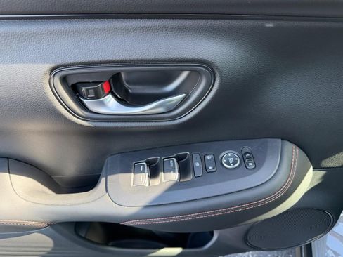 Certified 2026 Honda HR-V Sport image 16
