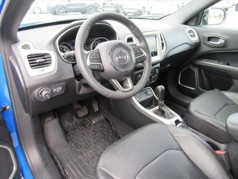 Used 2021 Jeep Compass Latitude FWD image 15