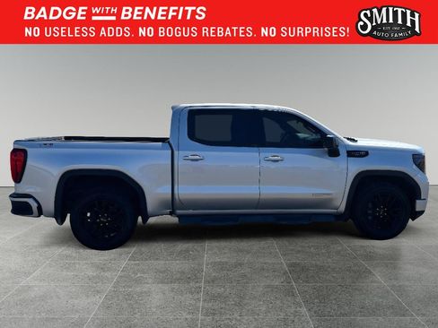 Used 2022 GMC Sierra 1500 Elevation AWD/4WD image 9