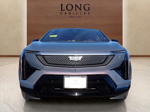 New 2026 Cadillac Optiq Luxury 2 image 2