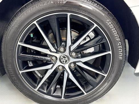 Used 2023 Toyota Camry SE image 29