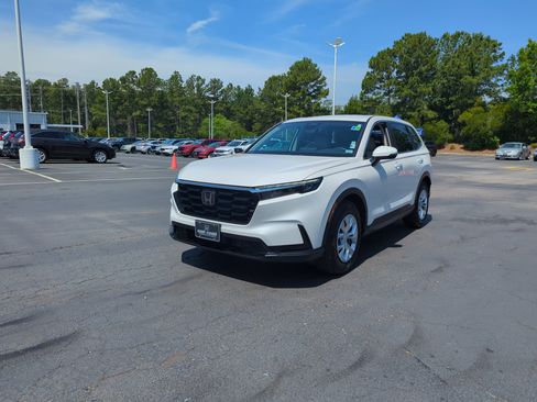 Certified 2026 Honda CR-V LX image 1