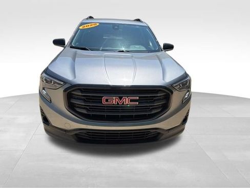 Used 2020 GMC Terrain SLT w/ Elevation Edition FWD image 2