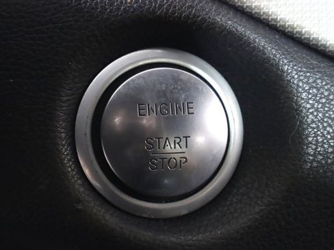 Used 2019 Mercedes-Benz CLA 250 image 22