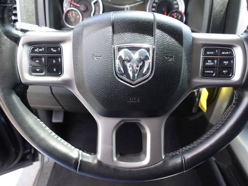 Used 2022 RAM 1500 Classic SLT w/ Electronics Convenience Group AWD/4WD image 49