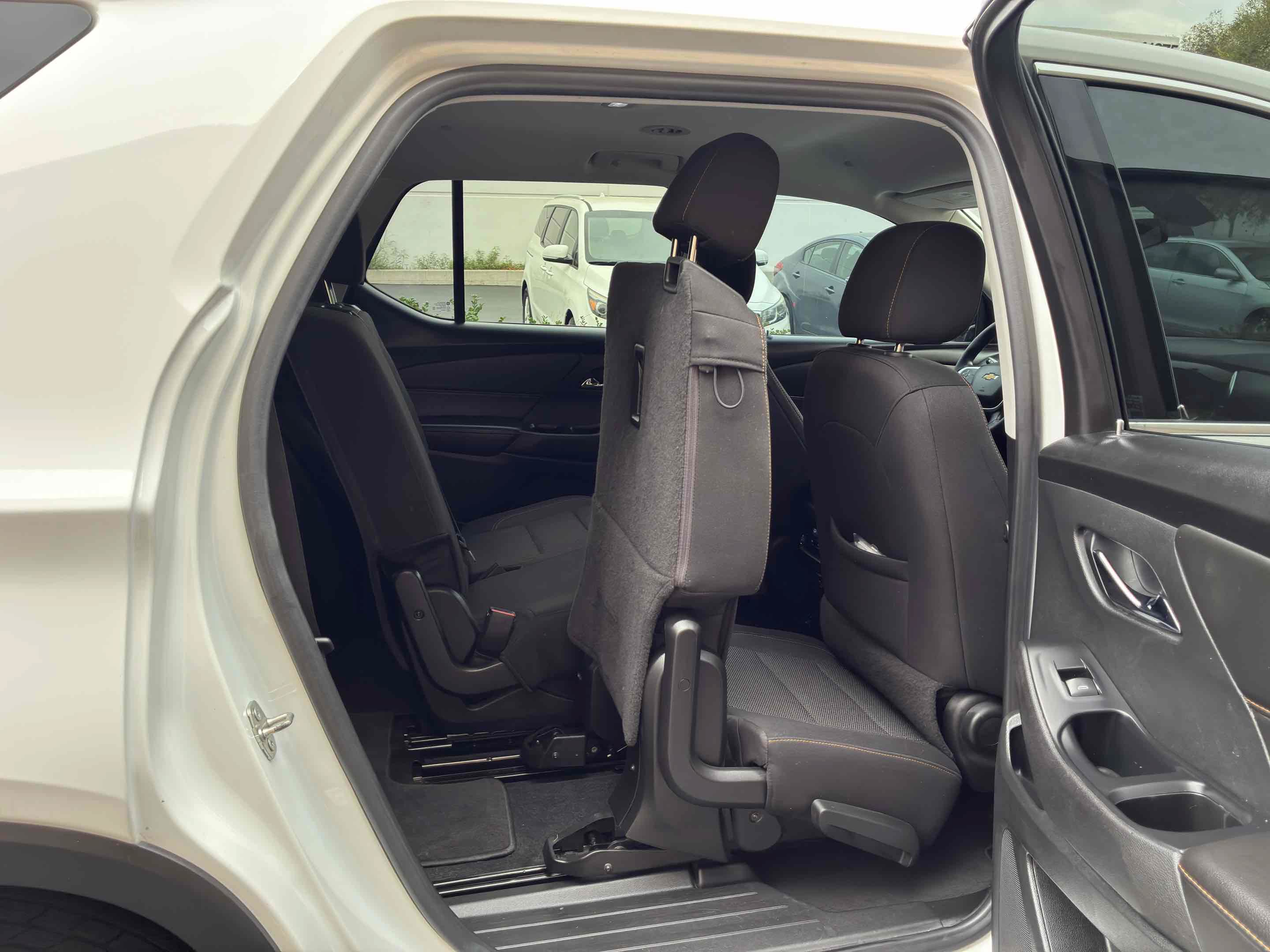 Used 2020 Chevrolet Traverse LS FWD image 54