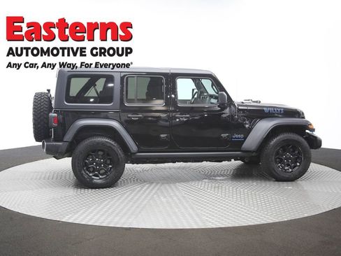 Used 2023 Jeep Wrangler Unlimited w/ Cold Weather Group AWD/4WD image 44