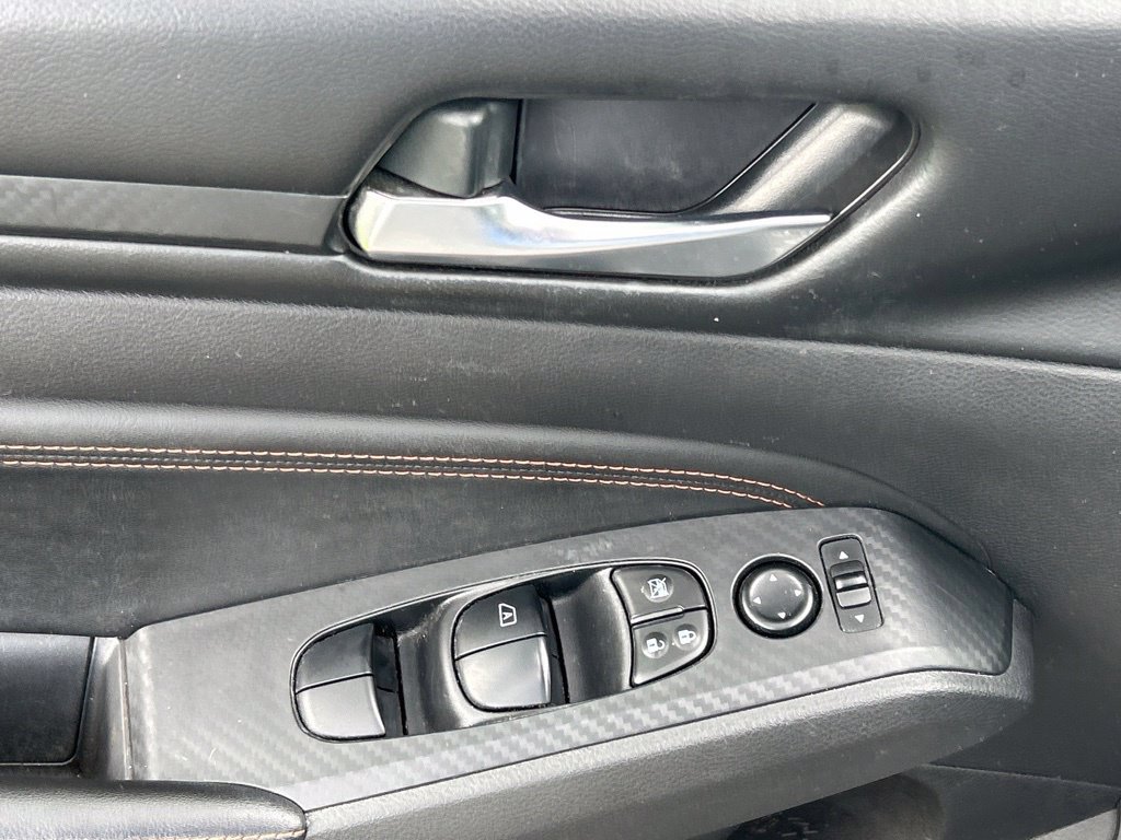 Used 2020 Nissan Altima 2.5 SR FWD image 18