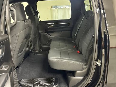 New 2026 RAM 1500 4x4 Crew Cab image 12