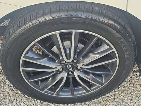 Used 2020 INFINITI QX60 Signature Edition image 6