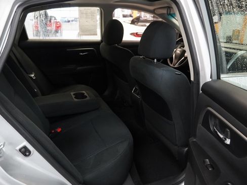 Used 2015 Nissan Altima 2.5 SV w/ Convenience Package image 23