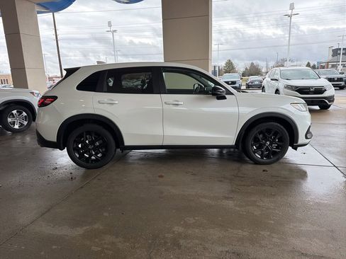 Certified 2024 Honda HR-V Sport image 6
