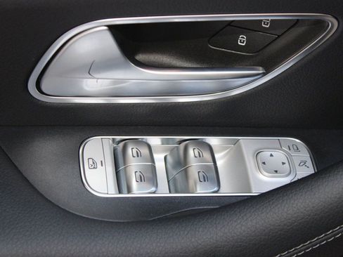 Used 2026 Mercedes-Benz GLE 450 4MATIC image 13