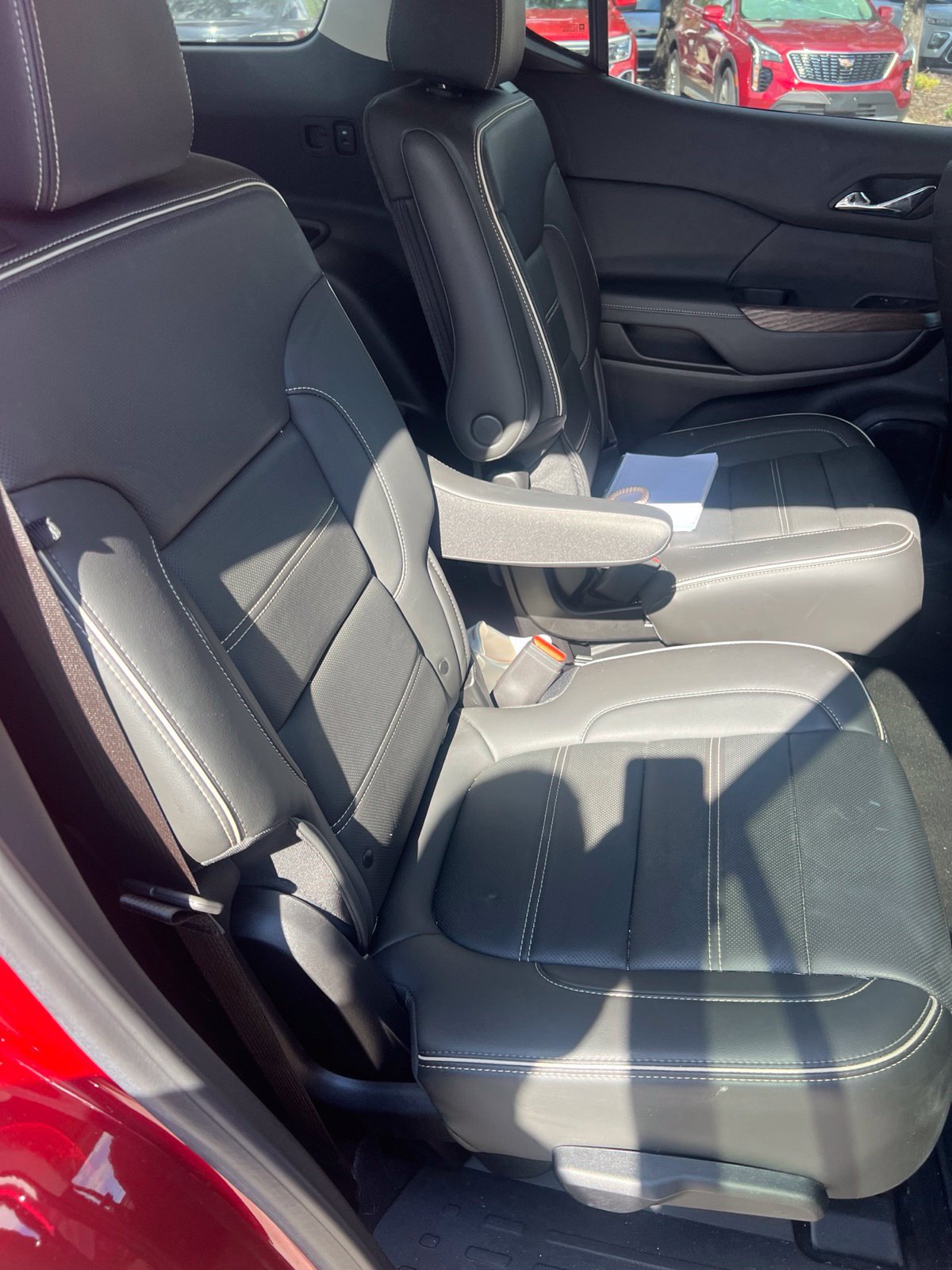 Used 2023 GMC Acadia Denali FWD image 12