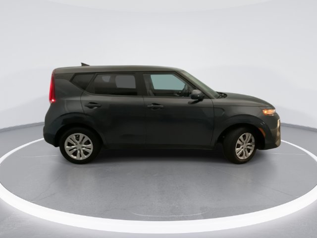 Used 2022 Kia Soul LX FWD image 7