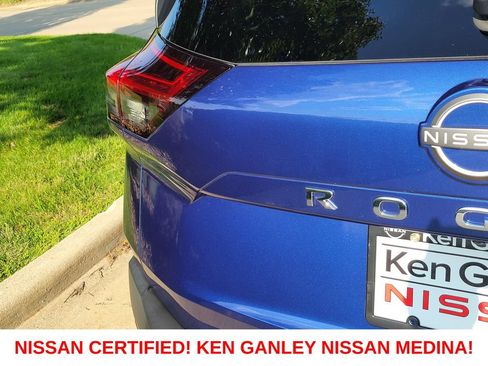 Certified 2023 Nissan Rogue SV AWD/4WD image 16