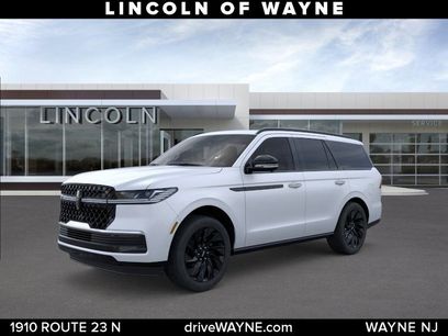 New 2025 Lincoln Navigator Reserve w/ Jet Appearance Package