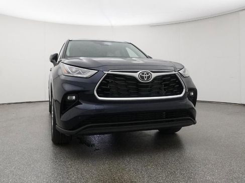 New 2026 Toyota Highlander Limited image 30