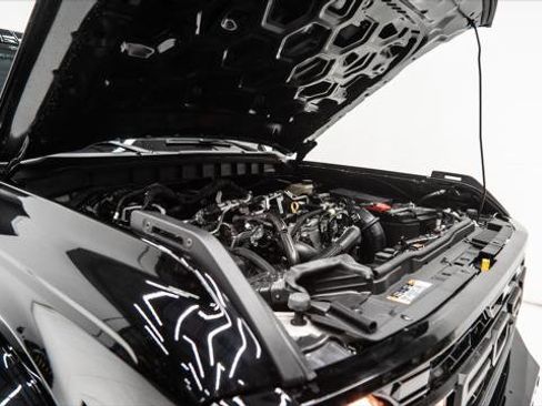 Used 2025 Ford Bronco Pickup image 20