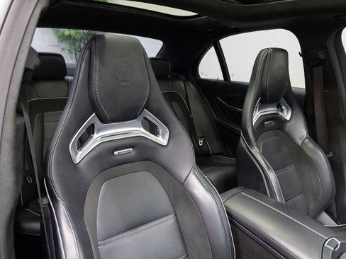 Used 2018 Mercedes-Benz E 63 AMG S image 23