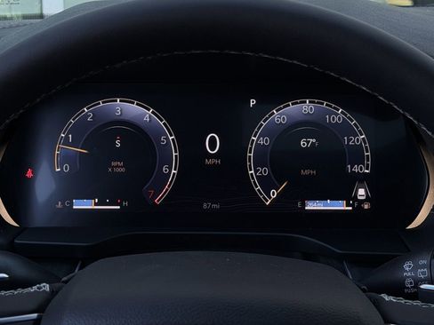 New 2025 Jeep Grand Cherokee L Altitude image 13