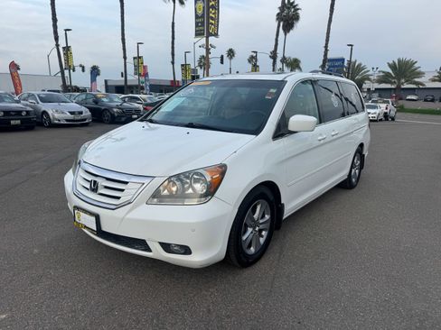 Used 2010 Honda Odyssey Touring image 3