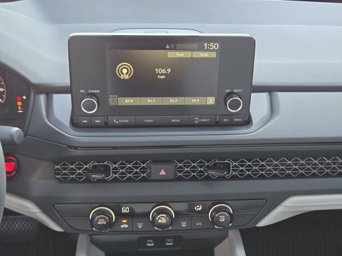 Certified 2025 Honda Accord LX image 20