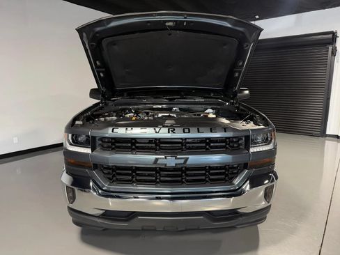 Used 2017 Chevrolet Silverado 1500 LT w/ All Star Edition RWD image 7