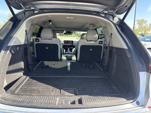 Used 2025 Acura MDX SH-AWD w/ Technology Package image 12